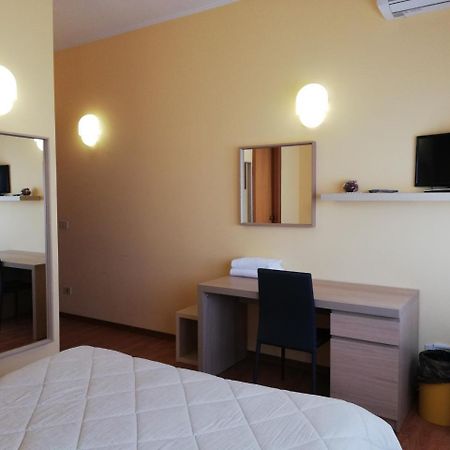 Albergo Roma لانشانو المظهر الخارجي الصورة