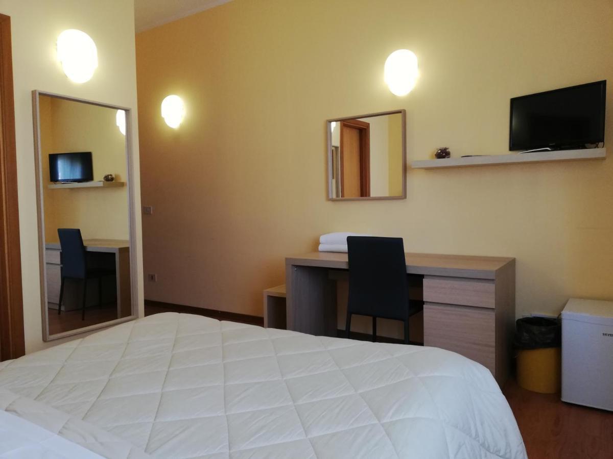 Albergo Roma لانشانو المظهر الخارجي الصورة